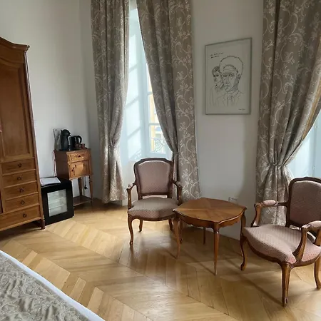 Bed & Breakfast Chateau Camus Montmarault